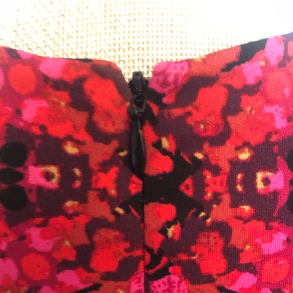 TAYLOR dress 🌺 - Picture 4 of 12